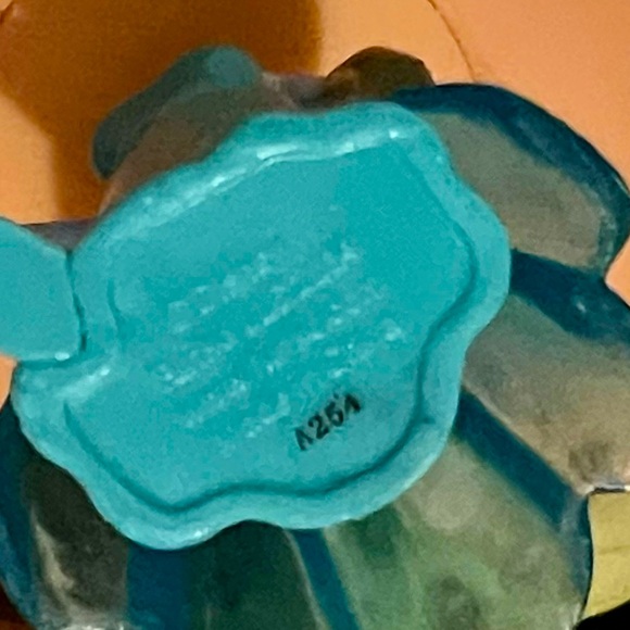 Funko Pop! Disney Frozen Elsa #82 Vinyl Figure 2014 No Box - Picture 2 of 7